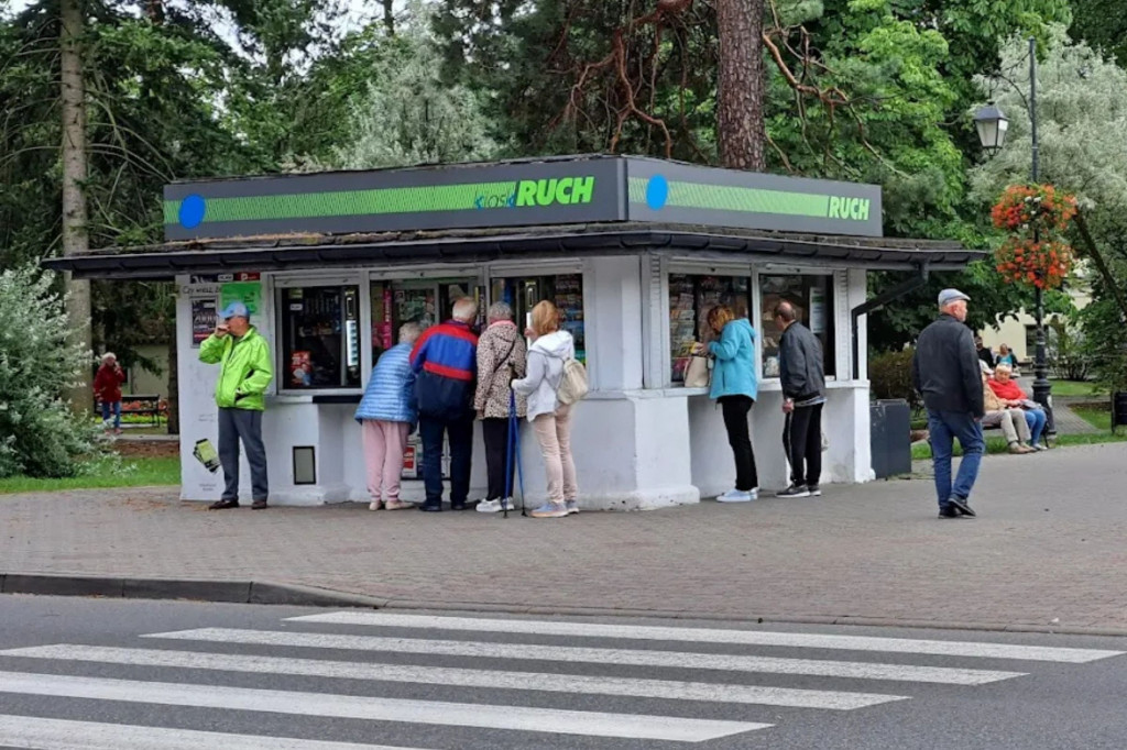 Budynek po kiosku RUCH przy Grzybku