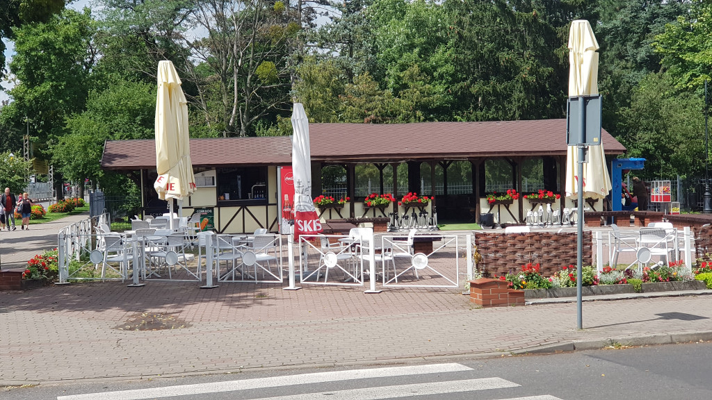 Budynek po kiosku RUCH przy Grzybku
