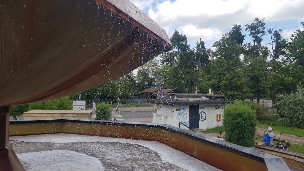 Budynek po kiosku RUCH przy Grzybku