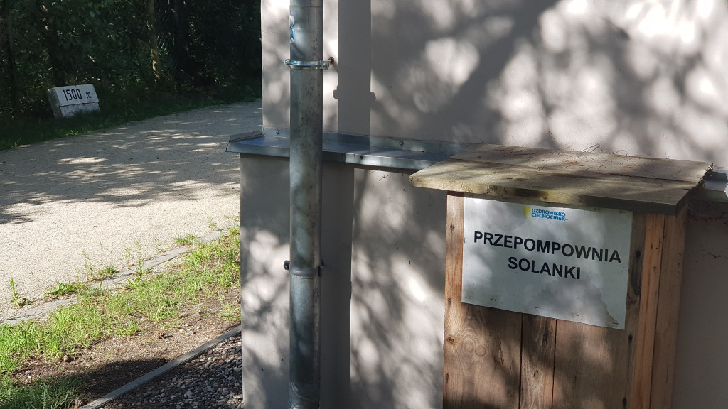 Odbudowa basenu cz. 1 Zabezpieczenie terenu