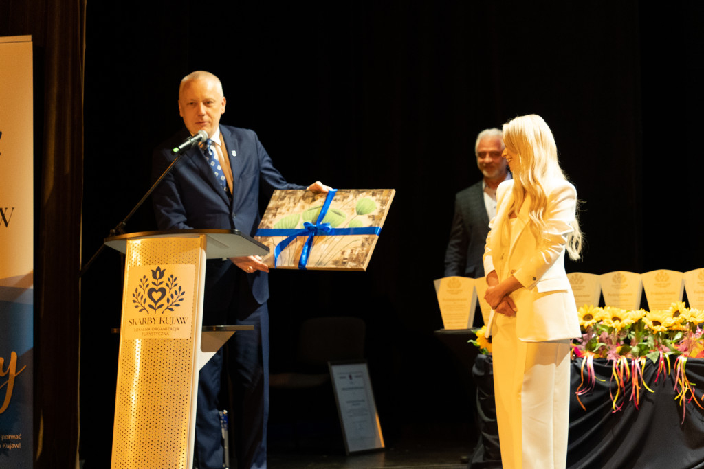 Rok LOT Skarby Kujaw | Wydarzenia Promocja Regionu