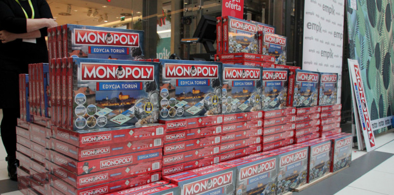 Monopoly Toruń. Słynna gra już w rękach mieszkańców