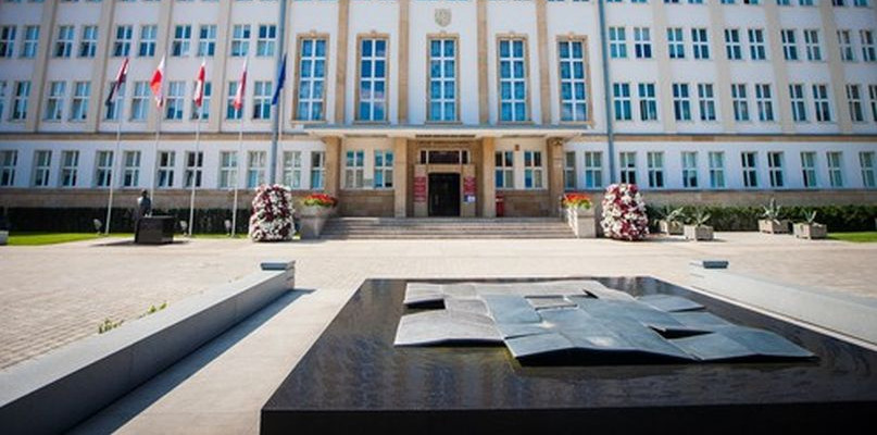 Budynek Urzędu Marszałkowskiego w Toruniu. Fot.kujawsko-pomorskie.pl