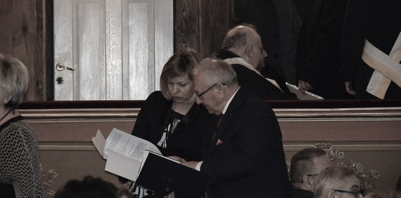 Plotka czy fakt? Życie L. Dzierżewicza - burmistrza Ciechocinka jest zagrożone