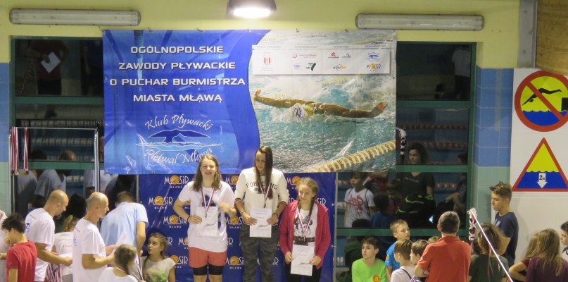 22 medale młodych pływaków z Ciechocinka.fot. UKS Kurort