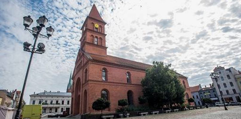 Budynek byłego zboru ewangelickiego. Nowa tymczasowa siedziba Teatru Muzycznego w Toruniu.