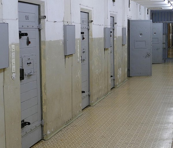 Polska na szczycie niechlubnego rankingu. Chodzi o więźniów-12114