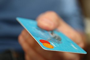 Unia szykuje nowy system płatności. Karty nie będą już takie same-12125