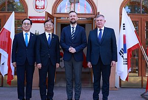Nowa umowa na czołgi K2 coraz bliżej. "Wzmocnić polski przemysł zbrojeniowy"-12715