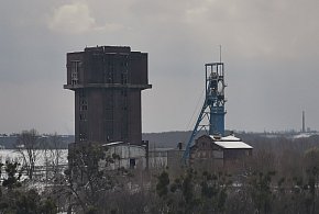 Pięcioletnie urlopy i nawet 170 tys. zł odprawy. Zmiany dla dużej grupy-13385