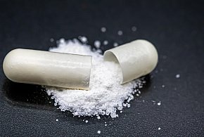 Salmonella w popularnym suplemencie. „Nie należy spożywać”-13917