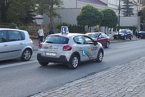 17-latkowie dostaną „prawko”. Nowe przepisy stawiają twarde warunki-14262