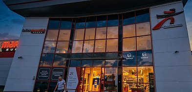 Pełna lista 34 marketów z mapami w powiecie. Sprawdź, gdzie masz najbliżej!