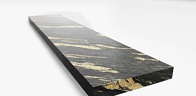 Parapety z kamienia naturalnego i konglomeratu wykonane na wymiar