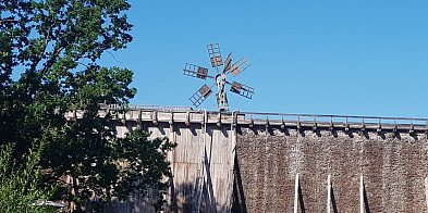 Ciechocinek: Czy za wejście pod tężnie trzeba słono zapłacić? Sprawdź ceny!