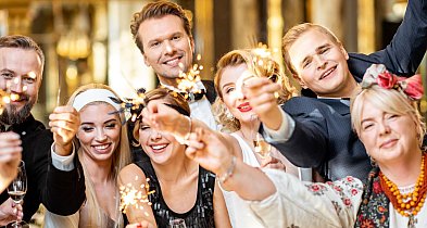 Polędwiczka, tatar i szynka o północy. Bal sylwestrowy w Ciechocinku-14049