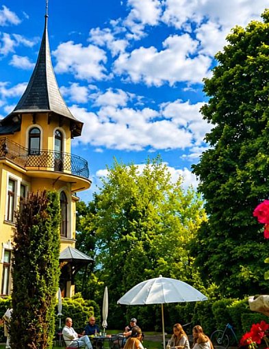 Ciechocinek: wandale niszczą szyldy, a restauracja... zaprasza ich na piwo!
