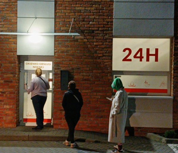 Nocne dyżury aptek Ciechocinek: najlepiej szły testy ciążowe i prezerwatywy-13635