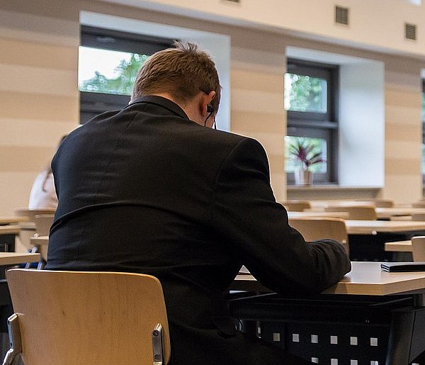 Zmiany w przepisach o wynagrodzeniach. Zapłacą za gotowość do pracy-13797