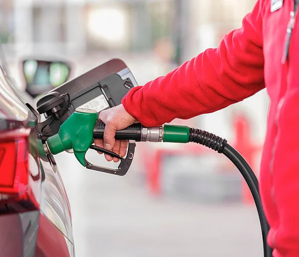 UOKiK skontrolował paliwa. Sprawdź, które stacje wypadły najgorzej-13807