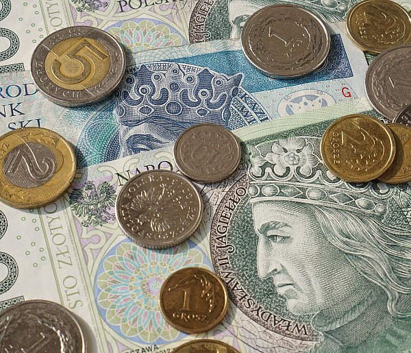 Rząd zmienia zasady wypłat wynagrodzeń. Firmy czeka nowy obowiązek-14101