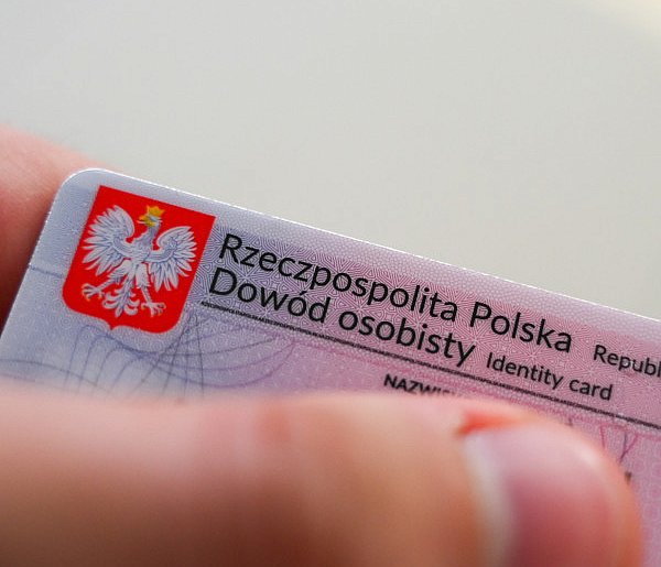 Nie musisz już biec do fotografa. Zdjęcie do dokumentów zrobisz w domu-14146