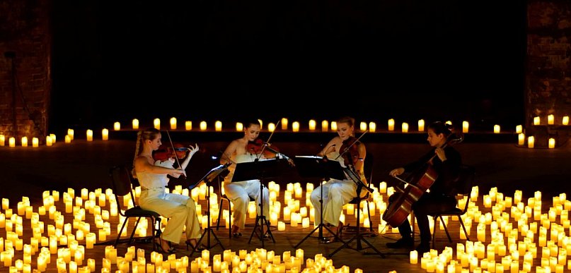 Koncerty w klimacie świec z muzyką filmową