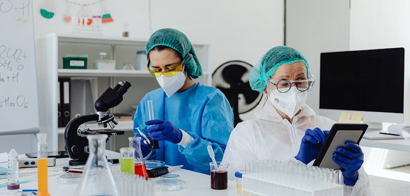 Budżetowanie prac B+R - jak realnie wycenić godziny naukowców