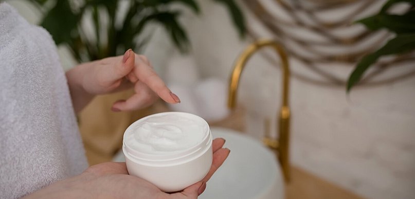 Pielęgnacja uszkodzonej bariery hydrolipidowej - same kosmetyki to za mało?