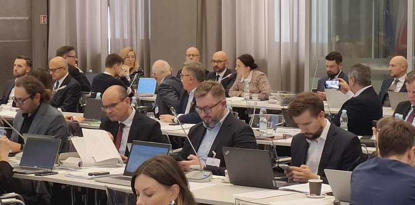 Koniec z nadużywaniem informacji publicznej. Samorządy chcą prawa do odmowy - 13753