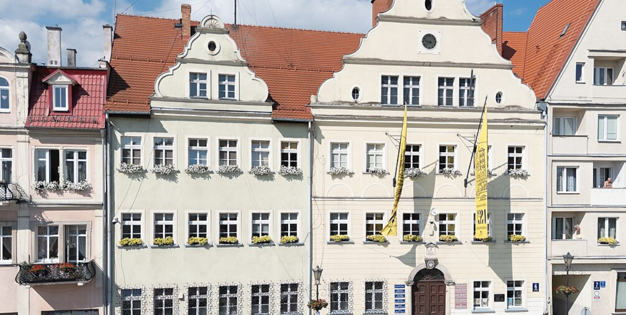 Duszniki-Zdrój‎, ratusz / wikipedia / fot. Jacek Halicki